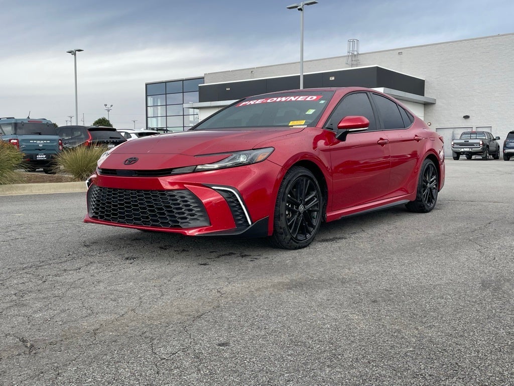 2025 Toyota Camry SE