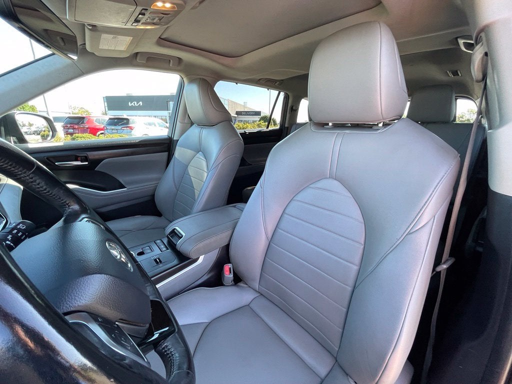 2021 Toyota Highlander XLE