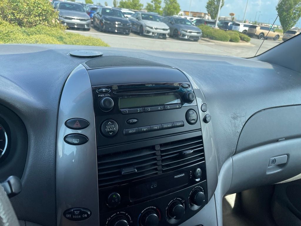 2009 Toyota Sienna LE