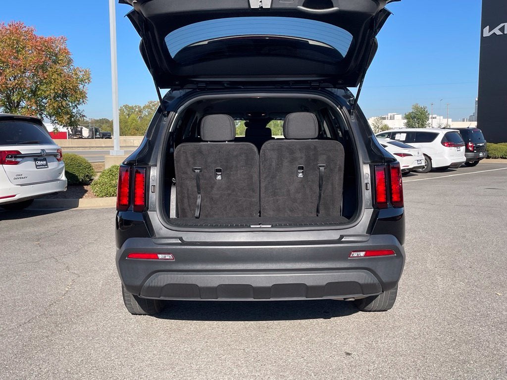2022 Kia Sorento LX