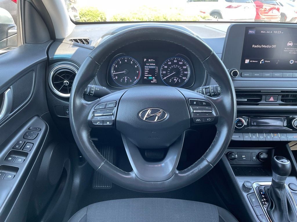 2022 Hyundai KONA SEL