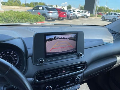 2022 Hyundai KONA SEL