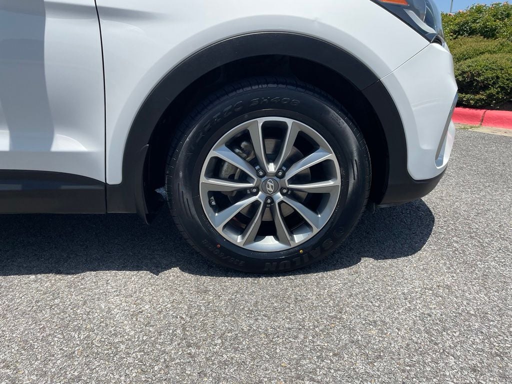 2019 Hyundai SANTA FE XL SE