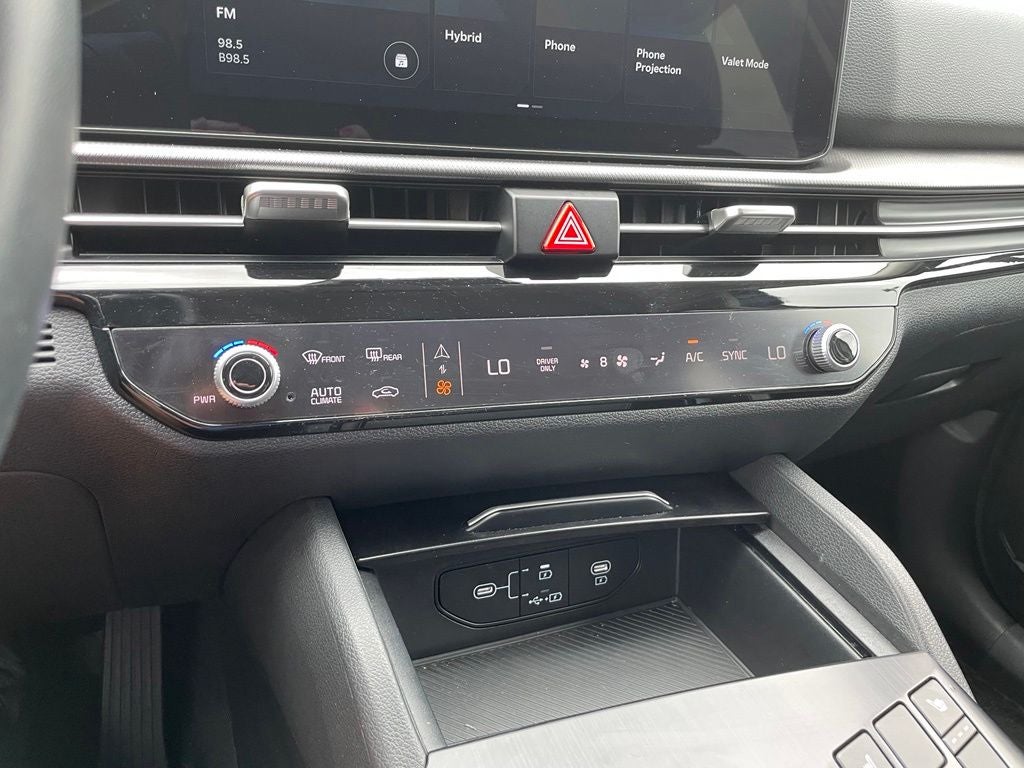 2026 Kia Sportage Hybrid S
