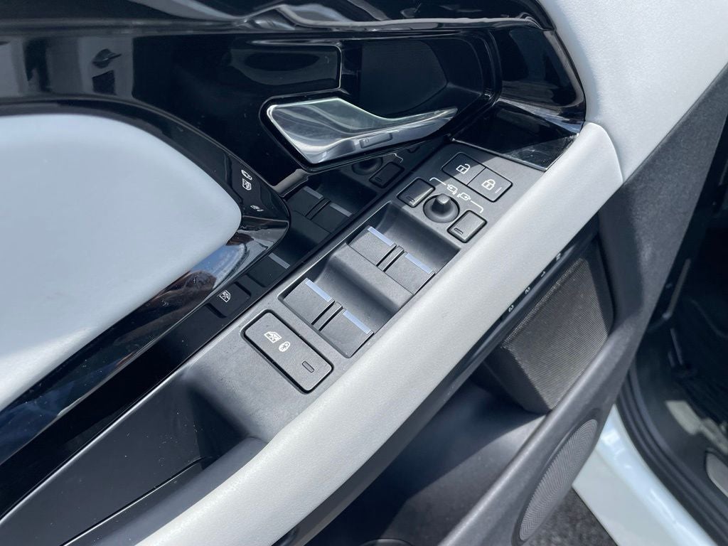 2024 Land Rover Range Rover Evoque Dynamic