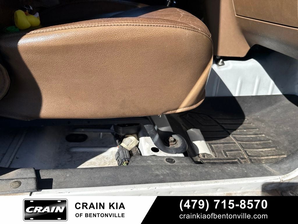 2013 Jeep Wrangler Unlimited Sahara - 4WD / CLEAN CARFAX / ONE OWNER