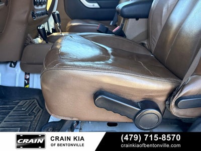 2013 Jeep Wrangler Unlimited Sahara - 4WD / CLEAN CARFAX / ONE OWNER