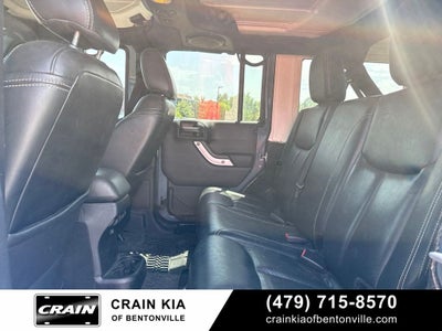 2014 Jeep Wrangler Unlimited Sahara - 4WD / CLEAN CARFAX