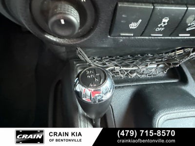 2014 Jeep Wrangler Unlimited Sahara - 4WD / CLEAN CARFAX