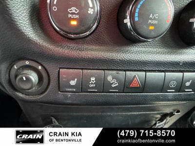 2014 Jeep Wrangler Unlimited Sahara - 4WD / CLEAN CARFAX