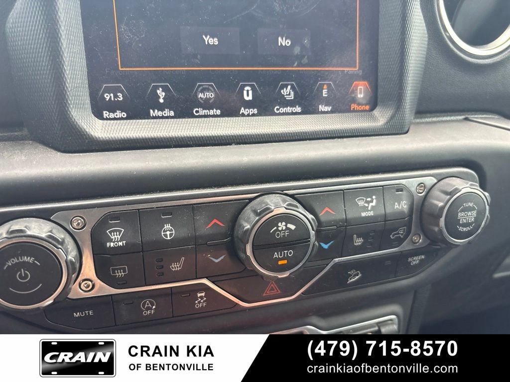 2018 Jeep Wrangler Unlimited Sahara - 4WD / SKY ONE TOUCH