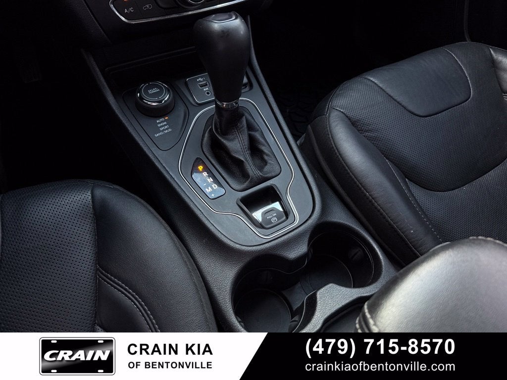 2021 Jeep Cherokee Latitude Lux - 4WD / PANO SUNROOF / CLEAN CARFAX