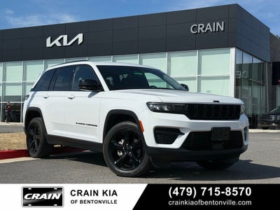 2023 Jeep Grand Cherokee Altitude - 4WD / CARFAX ONE OWNER