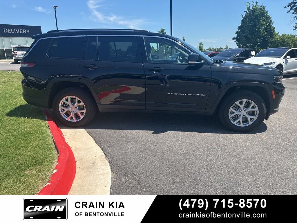 2023 Jeep Grand Cherokee L Limited - 4WD / PANO ROOF / ONE OWNER