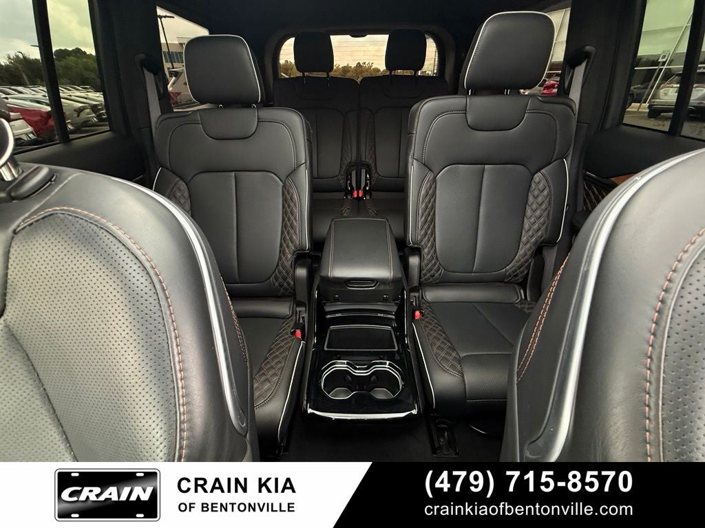 2025 Jeep Grand Cherokee L Summit - 4WD / PANORAMIC SUNROOF