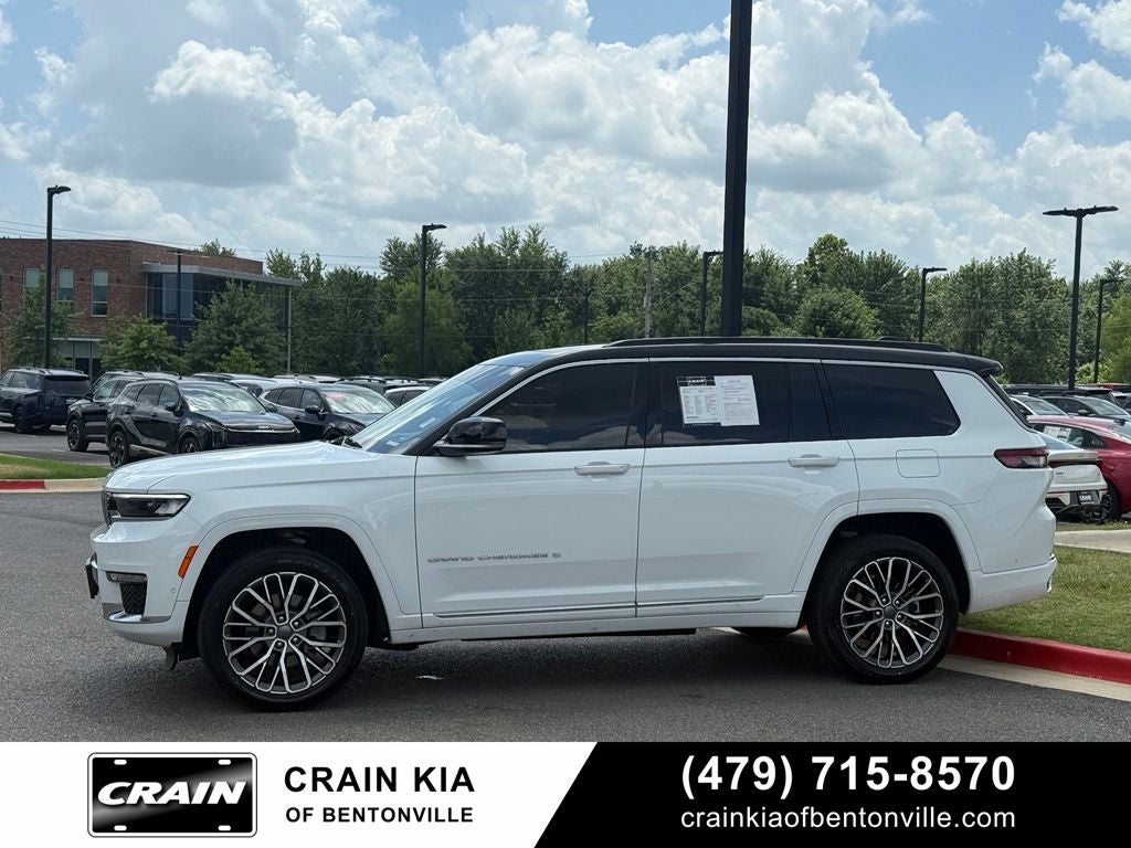 2025 Jeep Grand Cherokee L Summit - 4WD / PANORAMIC SUNROOF