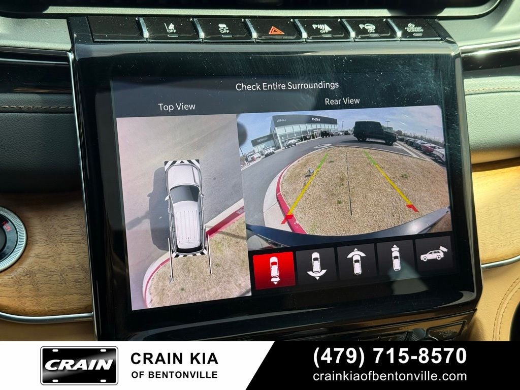 2023 Jeep Grand Cherokee L Summit - 4WD / PANORAMIC SUNROOF / ONE OWNER