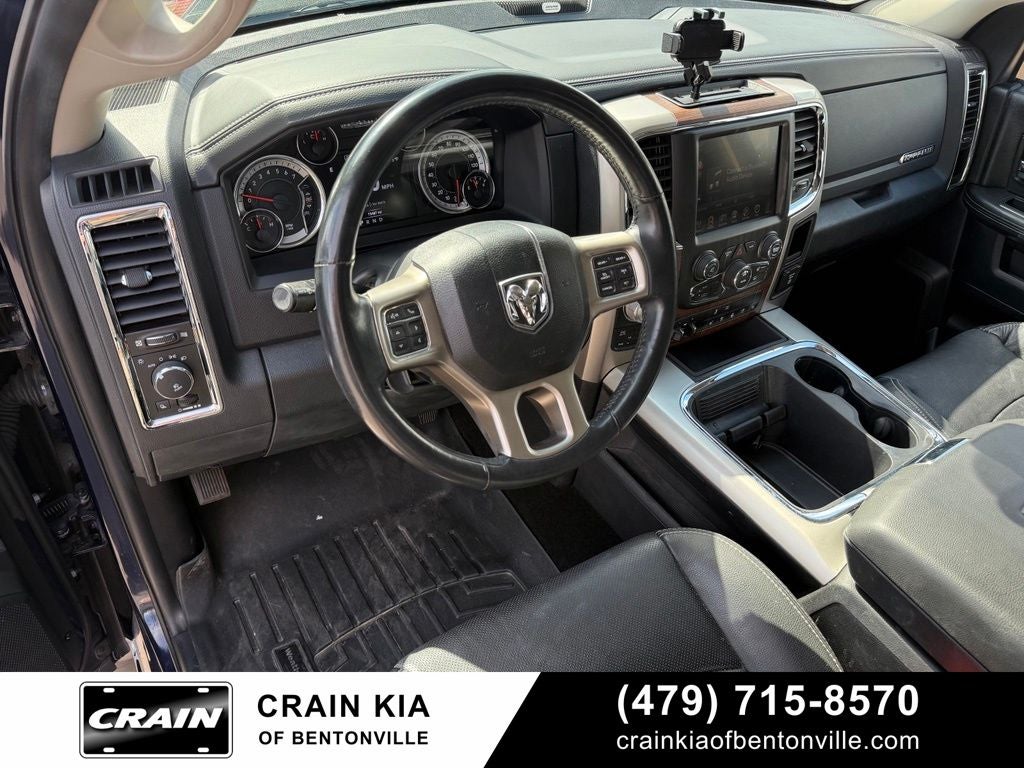 2016 RAM 1500 Laramie - 4WD / CLEAN CARFAX / ONE OWNER