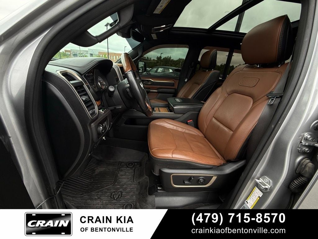 2020 RAM 1500 Limited - 4WD / PANORAMIC SUNROOF / LIFTED!