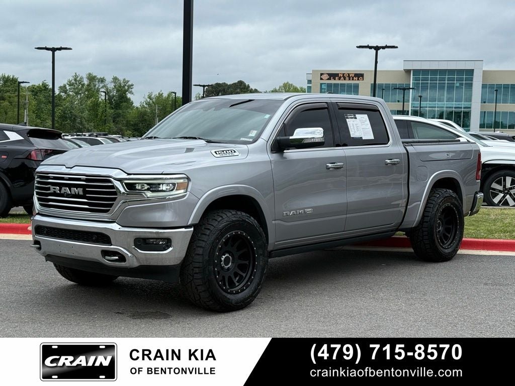2020 RAM 1500 Limited - 4WD / PANORAMIC SUNROOF / LIFTED!