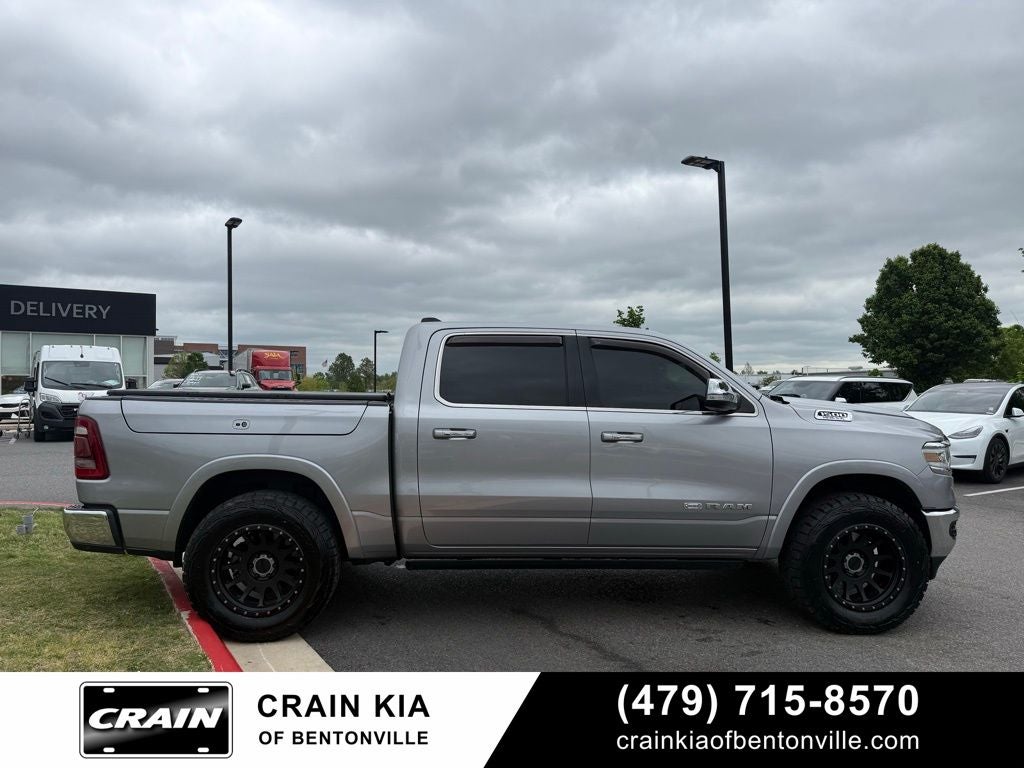 2020 RAM 1500 Limited - 4WD / PANORAMIC SUNROOF / LIFTED!