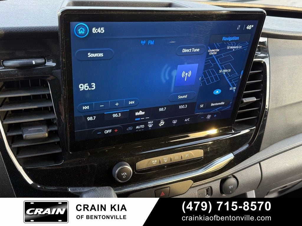 2024 Ford Transit-350 XLT - 12 PASSENGER / CLEAN CARFAX / ONE OWNER