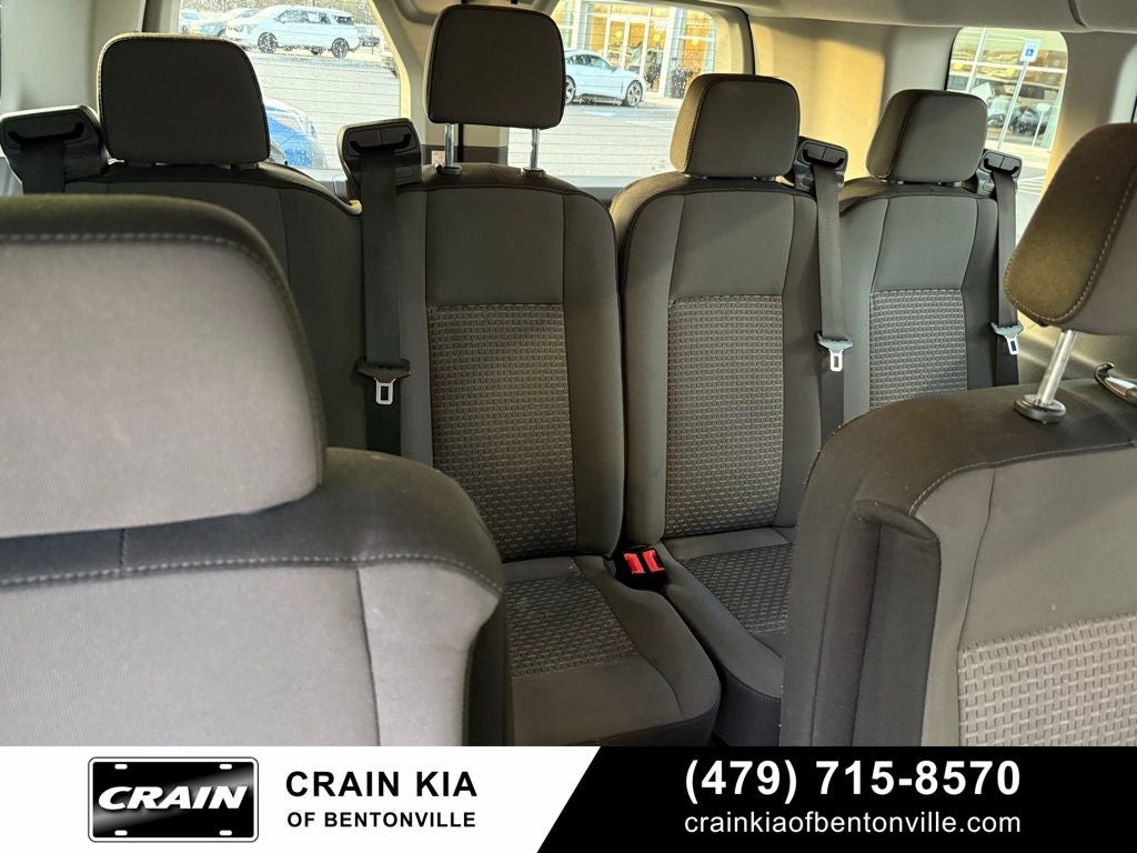 2024 Ford Transit-350 XLT - 12 PASSENGER / CLEAN CARFAX / ONE OWNER