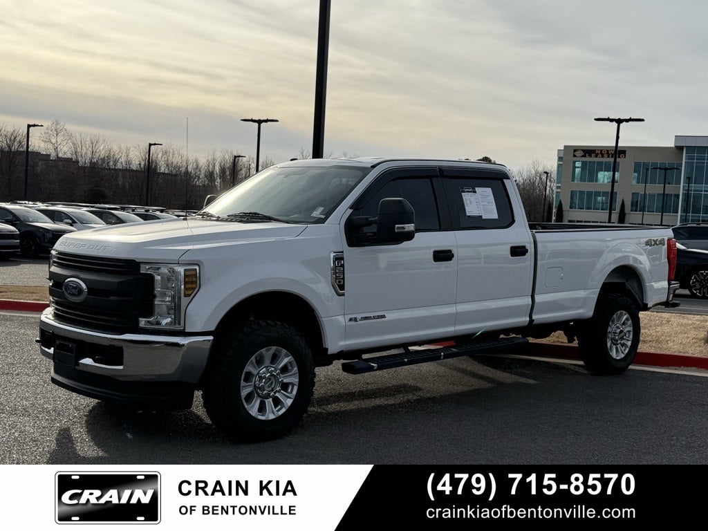 2019 Ford F-250SD XL - 4WD / CLEAN CARFAX