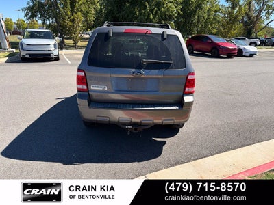 2009 Ford Escape XLT - CLEAN CARFAX / ONE OWNER