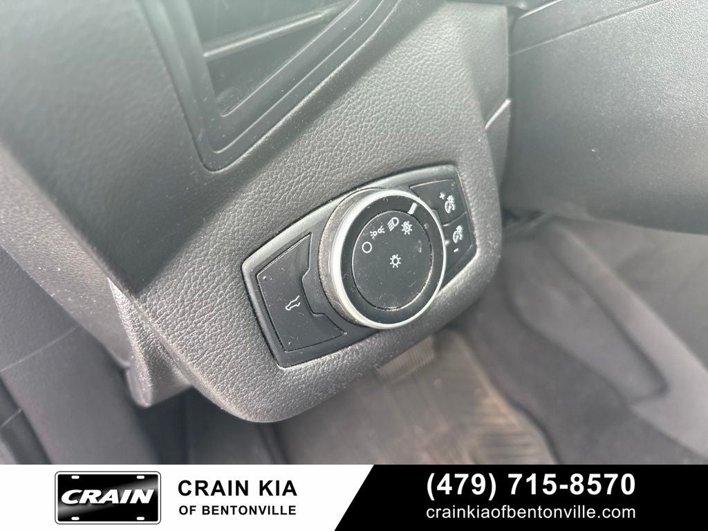 2017 Ford Escape S - CLEAN CARFAX / ONE OWNER