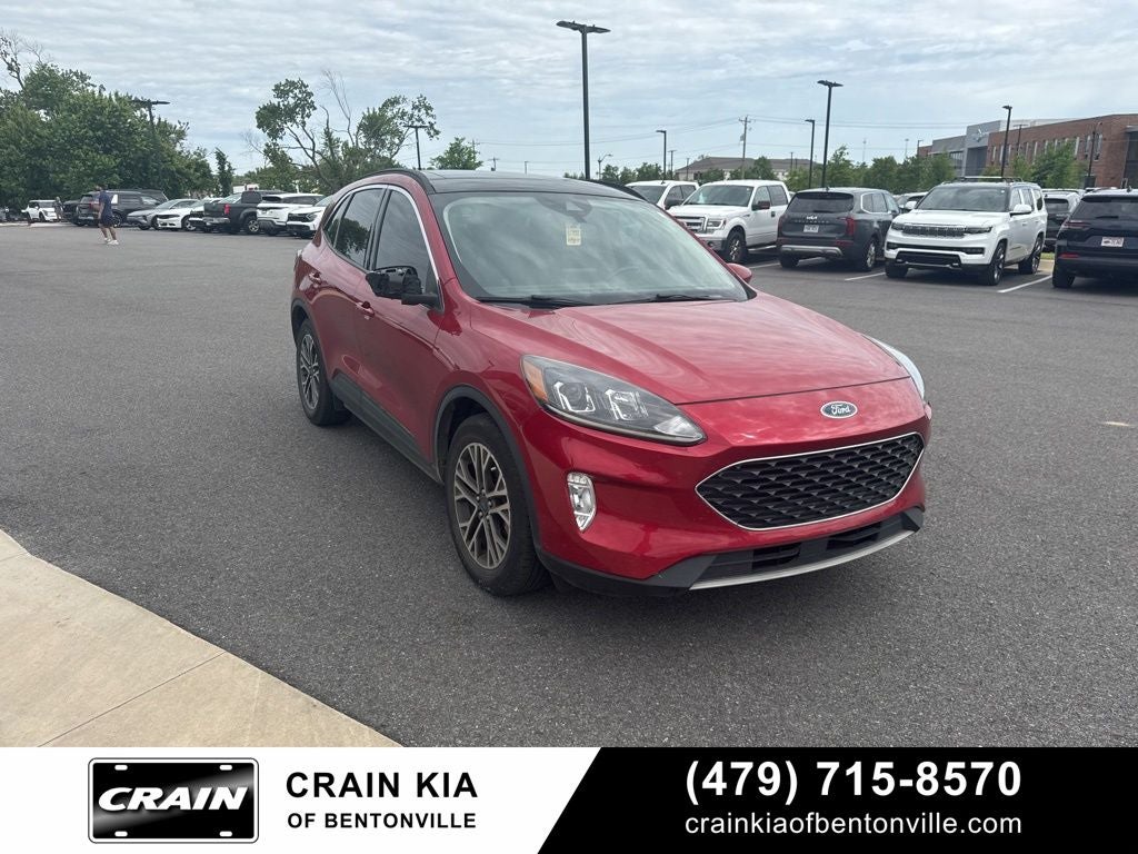 2020 Ford Escape SEL - PANORAMIC SUNROOF