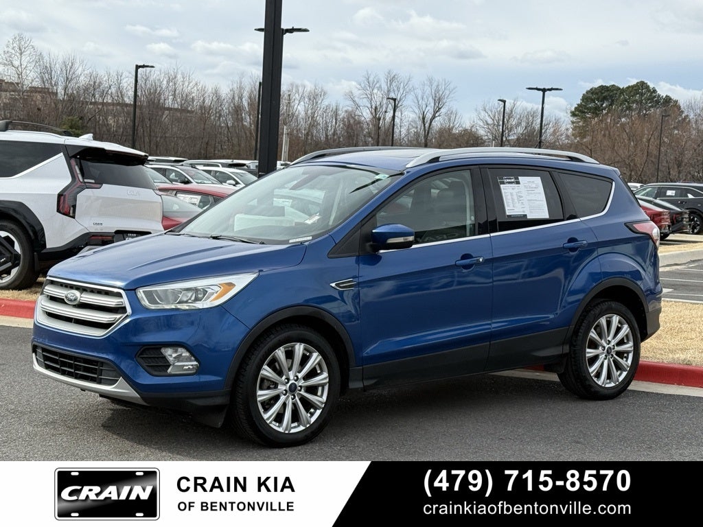 2017 Ford Escape Titanium - PANORAMIC SUNROOF / CLEAN CARFAX