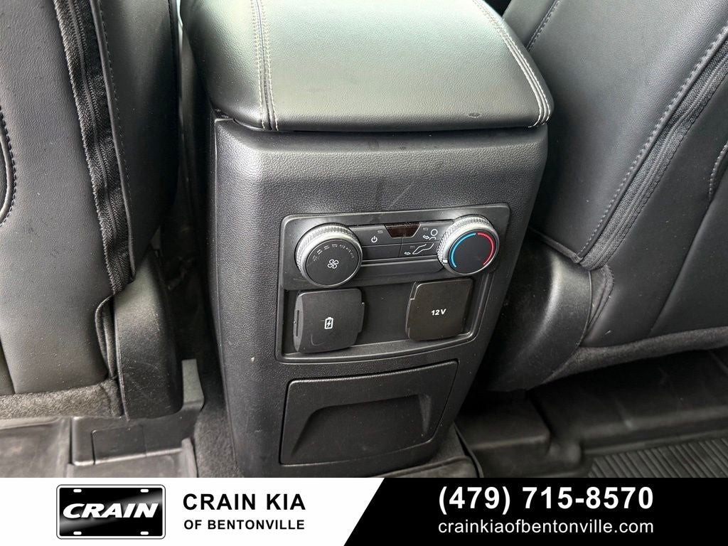 2022 Ford Explorer XLT - 4WD / PANORAMIC SUNROOF / CLEAN CARFAX