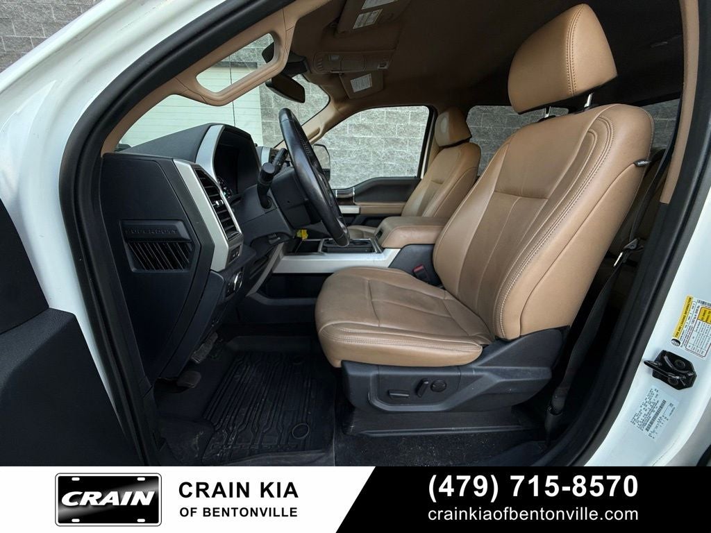 2022 Ford F-250SD Lariat - 4WD / CLEAN CARFAX / ONE OWNER