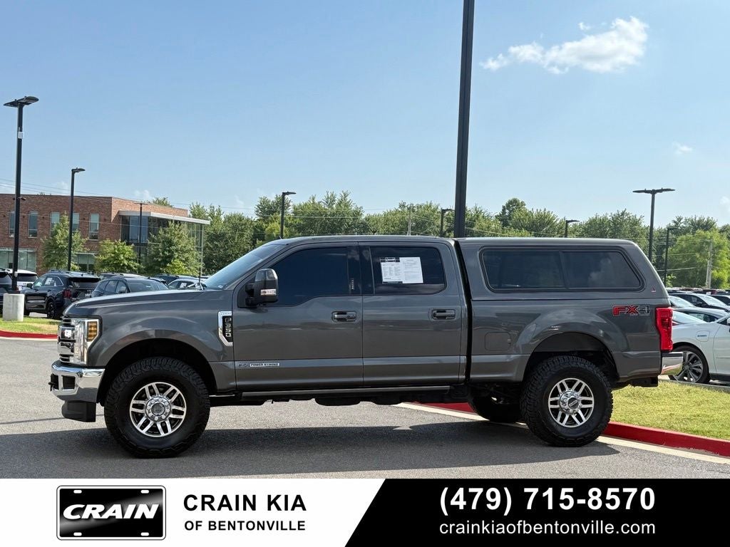 2019 Ford F-350SD Lariat Ultimate - 4WD / CLEAN CARFAX
