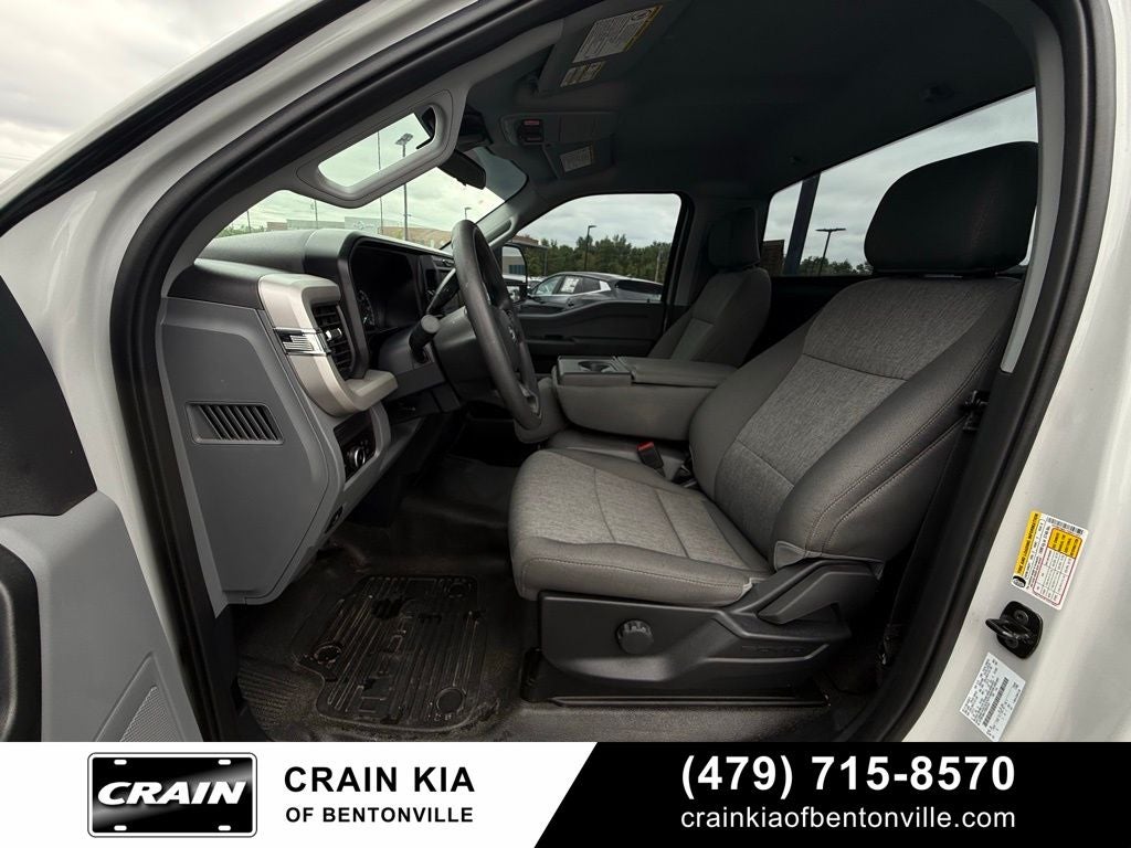 2026 Ford F-250SD XL - 4WD / CLEAN CARFAX / ONE OWNER