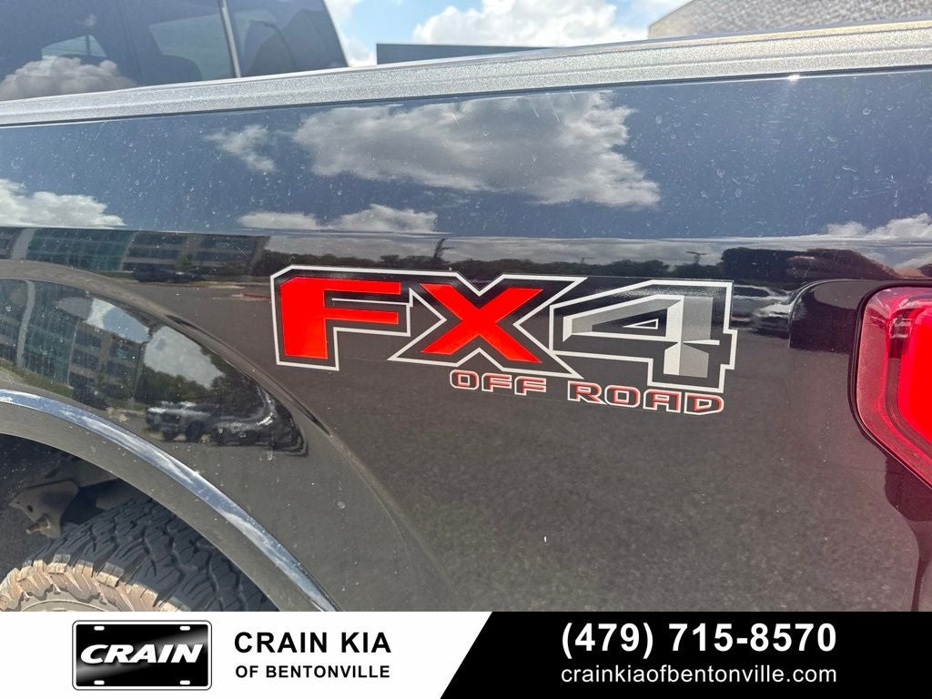 2018 Ford F-150 Platinum - 4WD / PANORAMIC SUNROOF