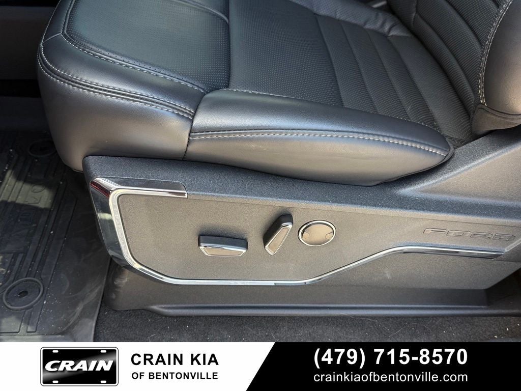 2026 Ford F-150 Platinum - 4WD / CLEAN CARFAX / ONE OWNER