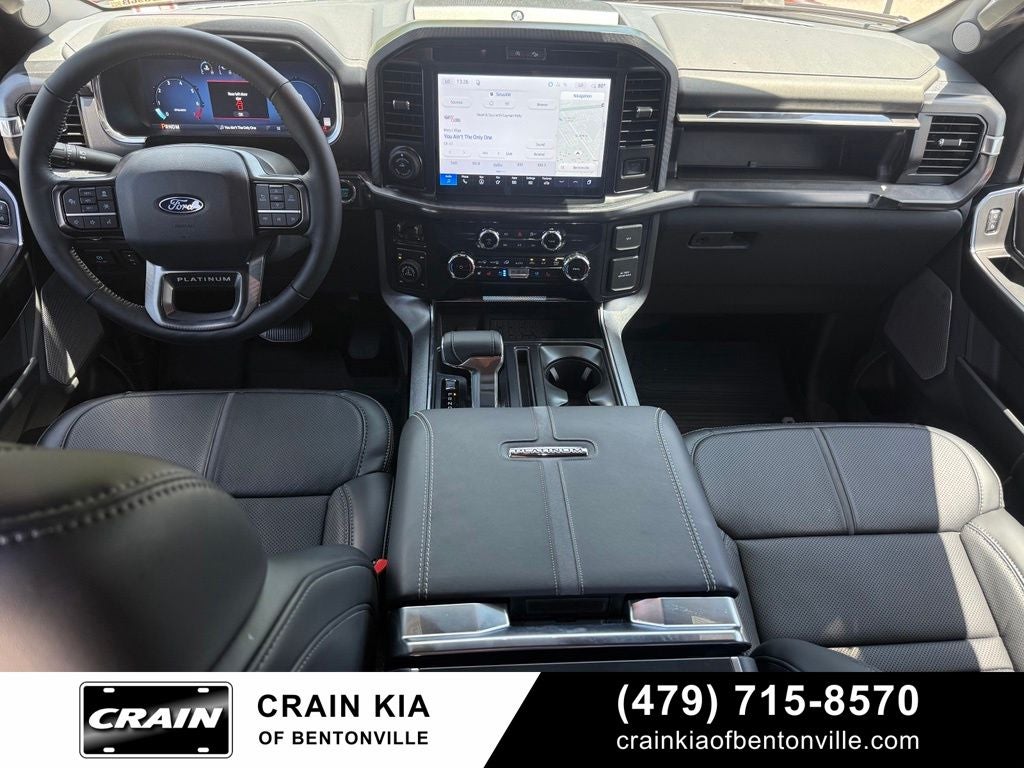 2026 Ford F-150 Platinum - 4WD / CLEAN CARFAX / ONE OWNER