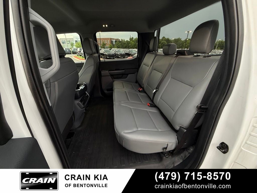 2022 Ford F-150 Lightning Pro - AWD / CLEAN CARFAX / ONE OWNER