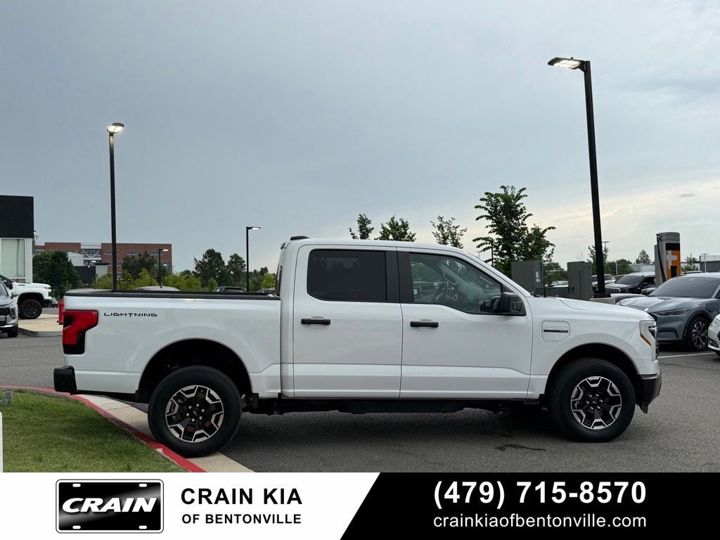 2022 Ford F-150 Lightning Pro - AWD / CLEAN CARFAX / ONE OWNER