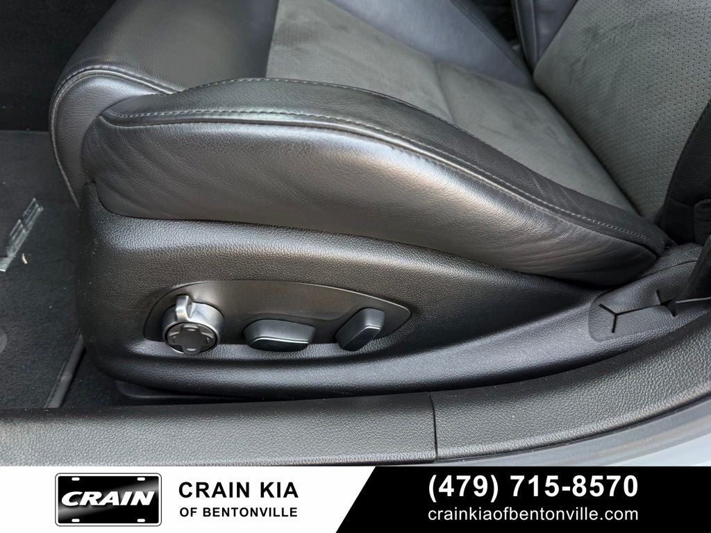 2019 Cadillac CTS-V Base - $107,215 MSRP / CLEAN CARFAX / SUNROOF
