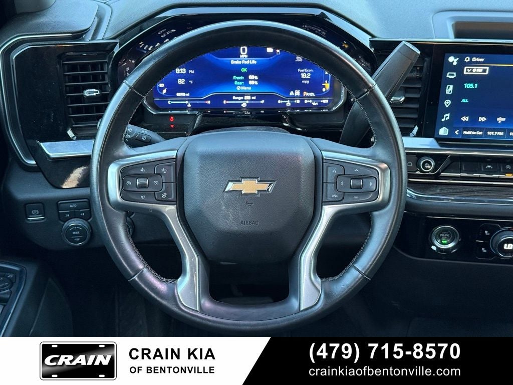 2023 Chevrolet Silverado 1500 LT - 4WD / CLEAN CARFAX / ONE OWNER