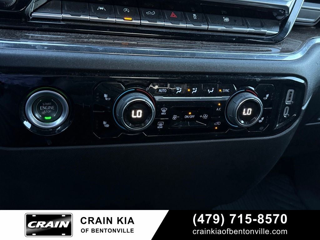 2023 Chevrolet Silverado 1500 LT - 4WD / CLEAN CARFAX / ONE OWNER