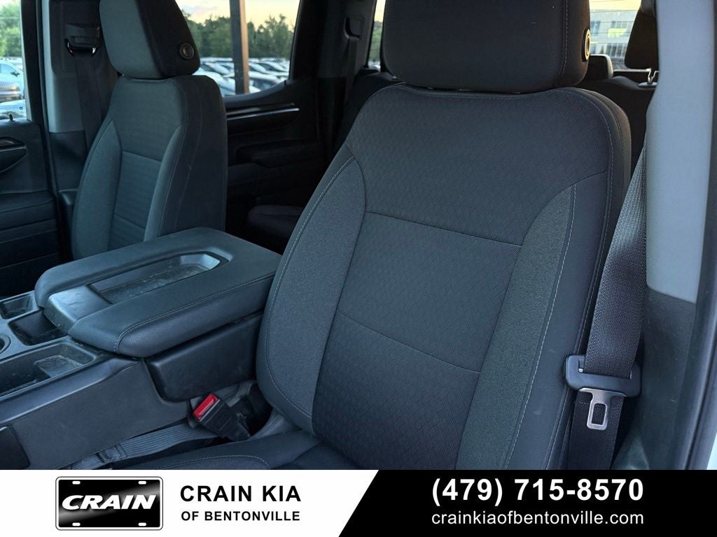 2023 Chevrolet Silverado 1500 LT - 4WD / CLEAN CARFAX / ONE OWNER
