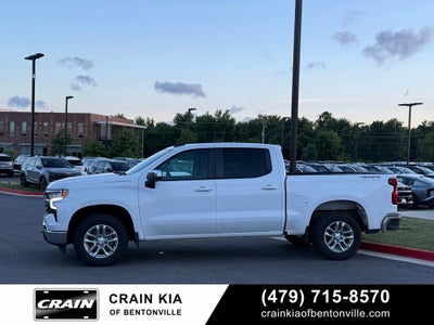 2023 Chevrolet Silverado 1500 LT - 4WD / CLEAN CARFAX / ONE OWNER