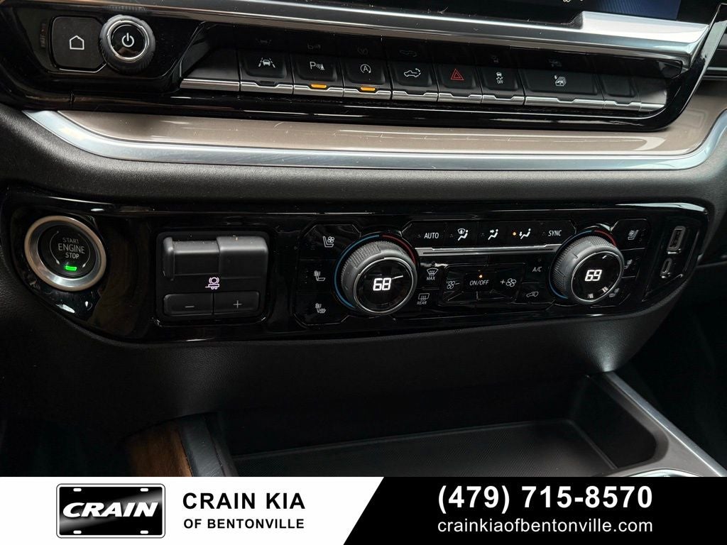 2022 Chevrolet Silverado 1500 High Country - 4WD / SUNROOF / ONE OWNER