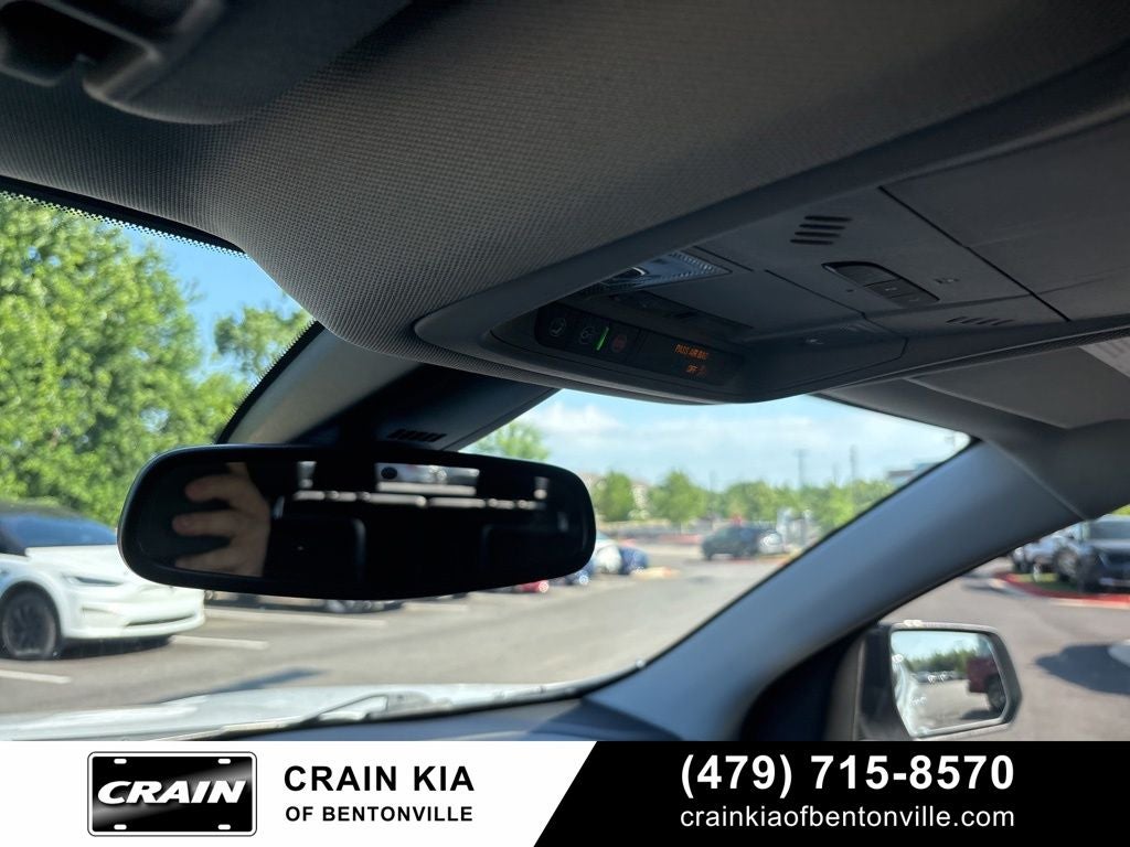 2023 GMC Acadia SLT - CLEAN CARFAX / ONE OWNER