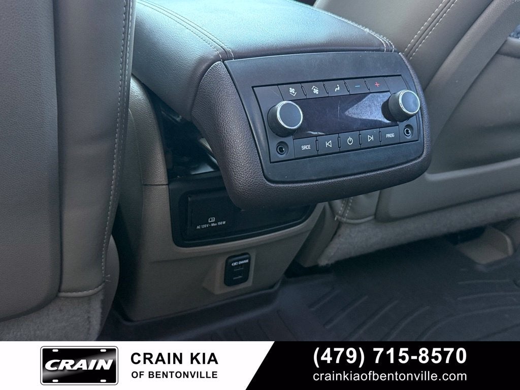 2016 GMC Acadia Denali - AWD / SUNROOF / DVD