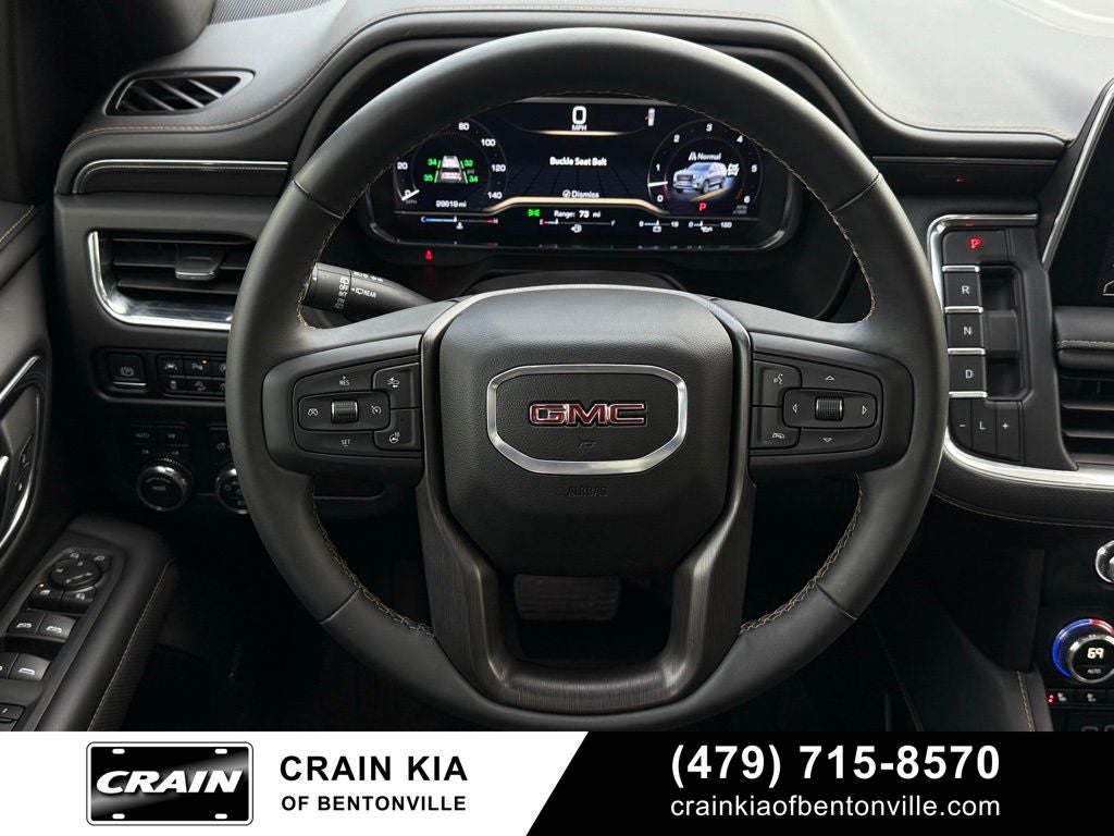 2024 GMC Yukon AT4 - 4WD / PANORAMIC SUNROOF / CLEAN CARFAX